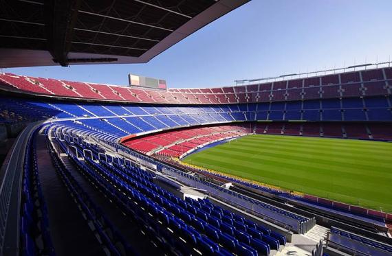 Camp Nou: terrain de football du FC Barcelone